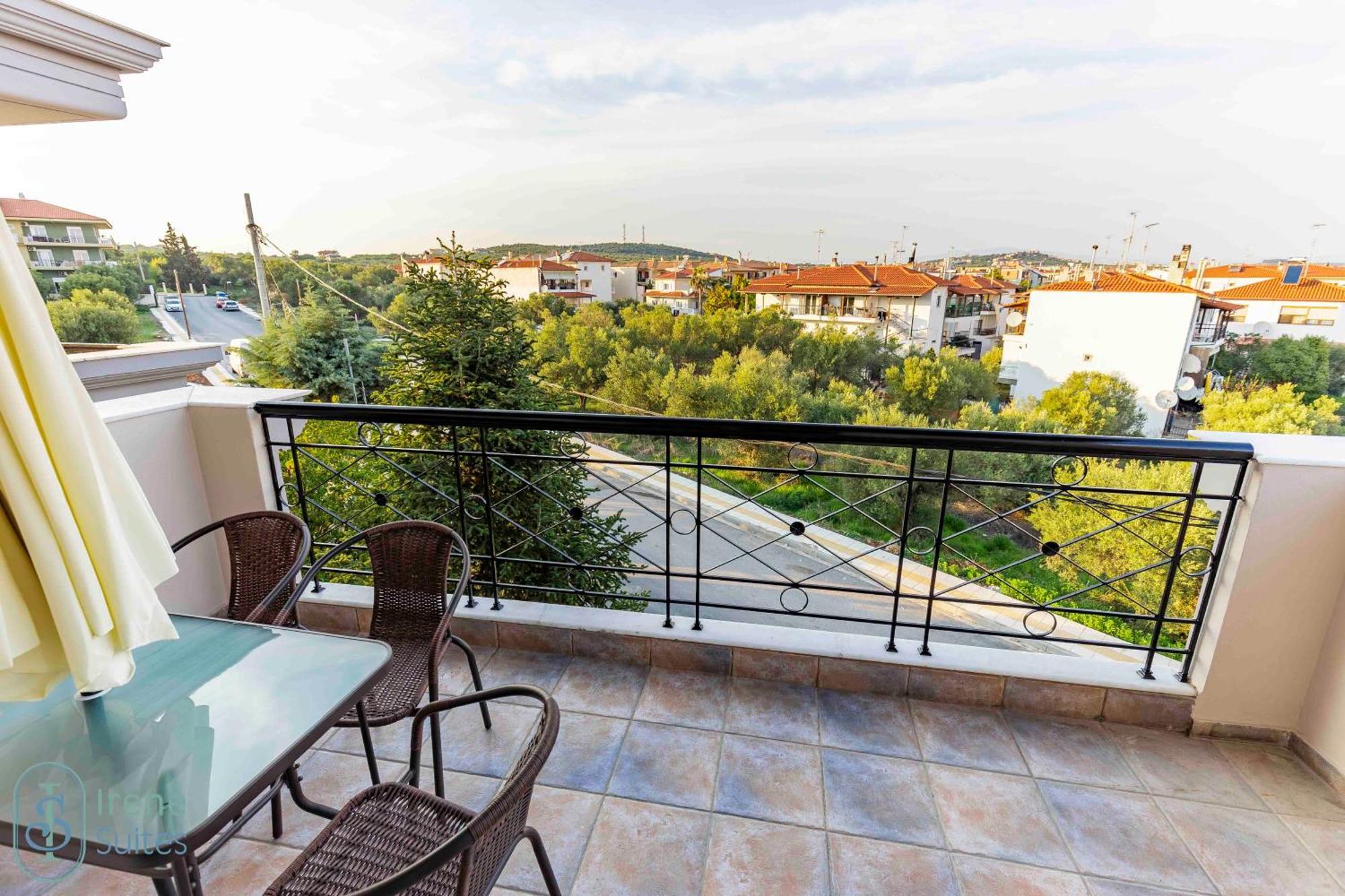 Irene Suites Неа-Муданья Экстерьер фото